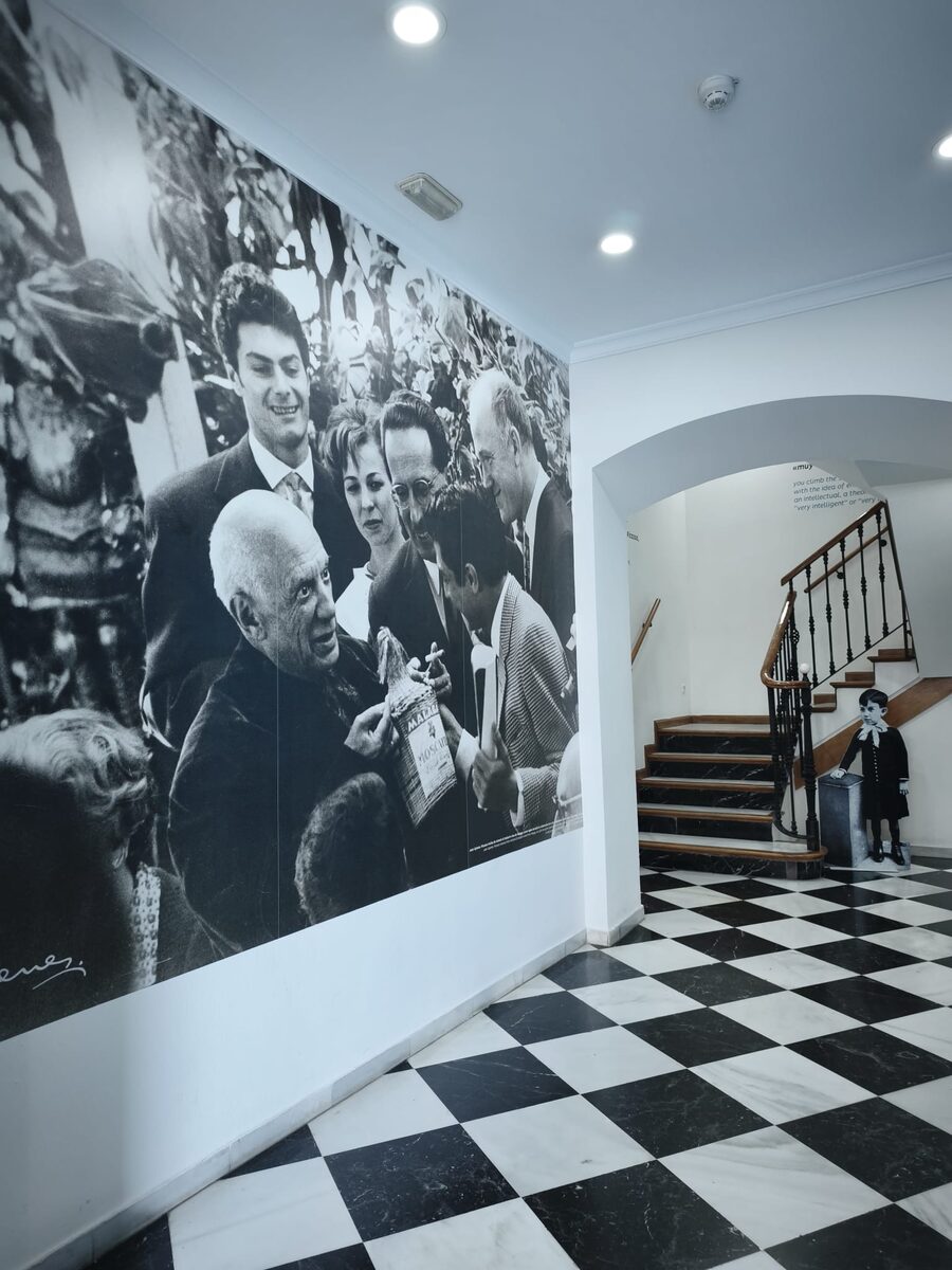 Fotografía histórica de Picasso expuesta en el museo